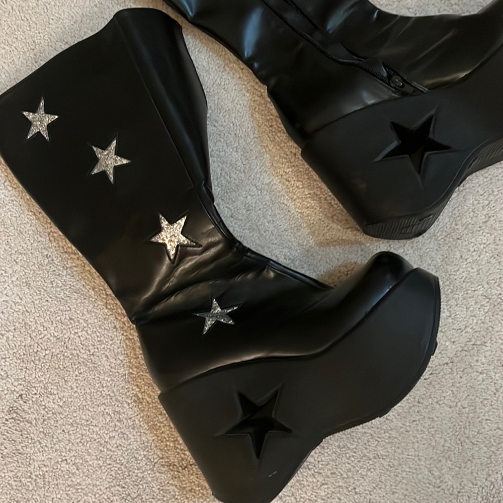 Women's Punk Goth Platform Boots With Stars and side Zipper Gothic Boots Ladies